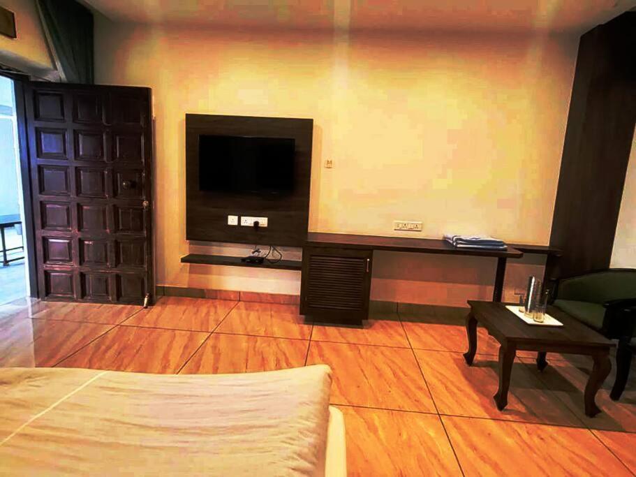 7Bhk Hill Villa Ābu Exteriör bild