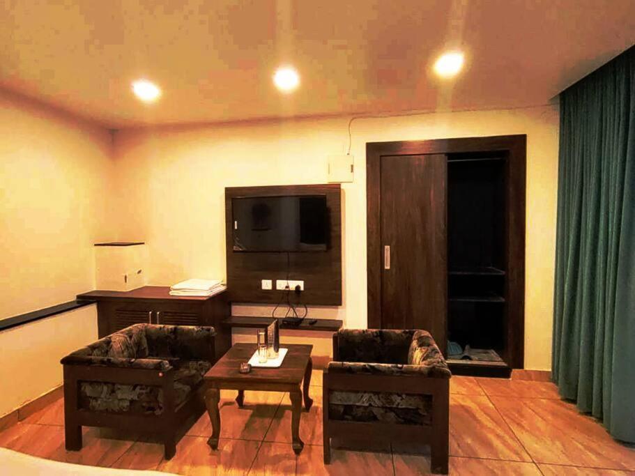 7Bhk Hill Villa Ābu Exteriör bild